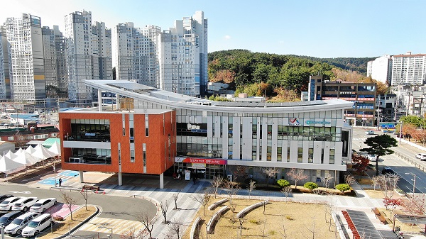 3.서산시보건소 전경.JPG